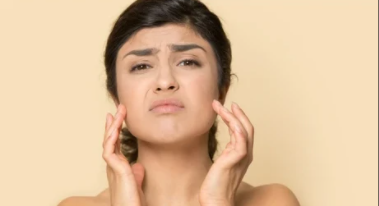 How to Deal with Acne Breakouts in Monsoon ?