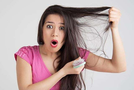 5 Ways to Deal with Hair Fall in Monsoon